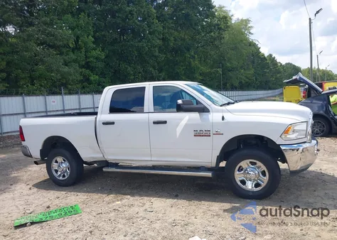 2017 Ram 2500 Tradesman 4X4 6'4 Box from USA, damaged, VIN 3C6UR5CL3HG529418